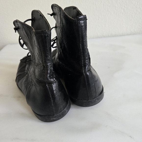 CYDWOQ Iota Black Crackled Leather Lace Up Boots Size 38 or US 8 - Picture 10 of 16